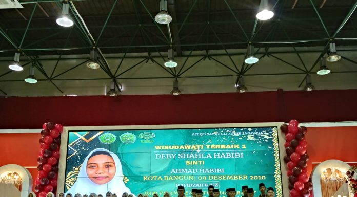 Ponpes Al-Abqory Gelar Wisuda Tahfidz Ke-4 dan Pelepasan Siswa MTs Tahfidz Al-Abqory Pertama, Dihadiri Kabag Kesra Setda Kukar